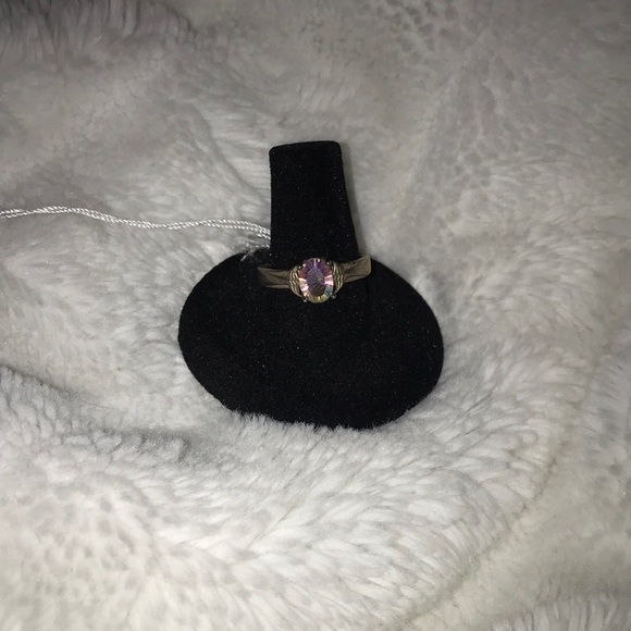 Genuine iridescent crystal set in sterling silver ring with whale tail bezel - Picture 1 of 4